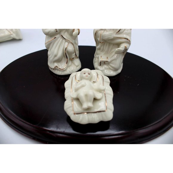 Nativity Set Holiday Style Wooden Base White Porcelain with Gold Color Accents - Picture 13 of 16